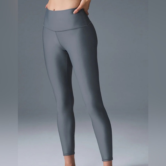 alo 7/8 High-Waist Airlift Legging. - Picture 3 of 8